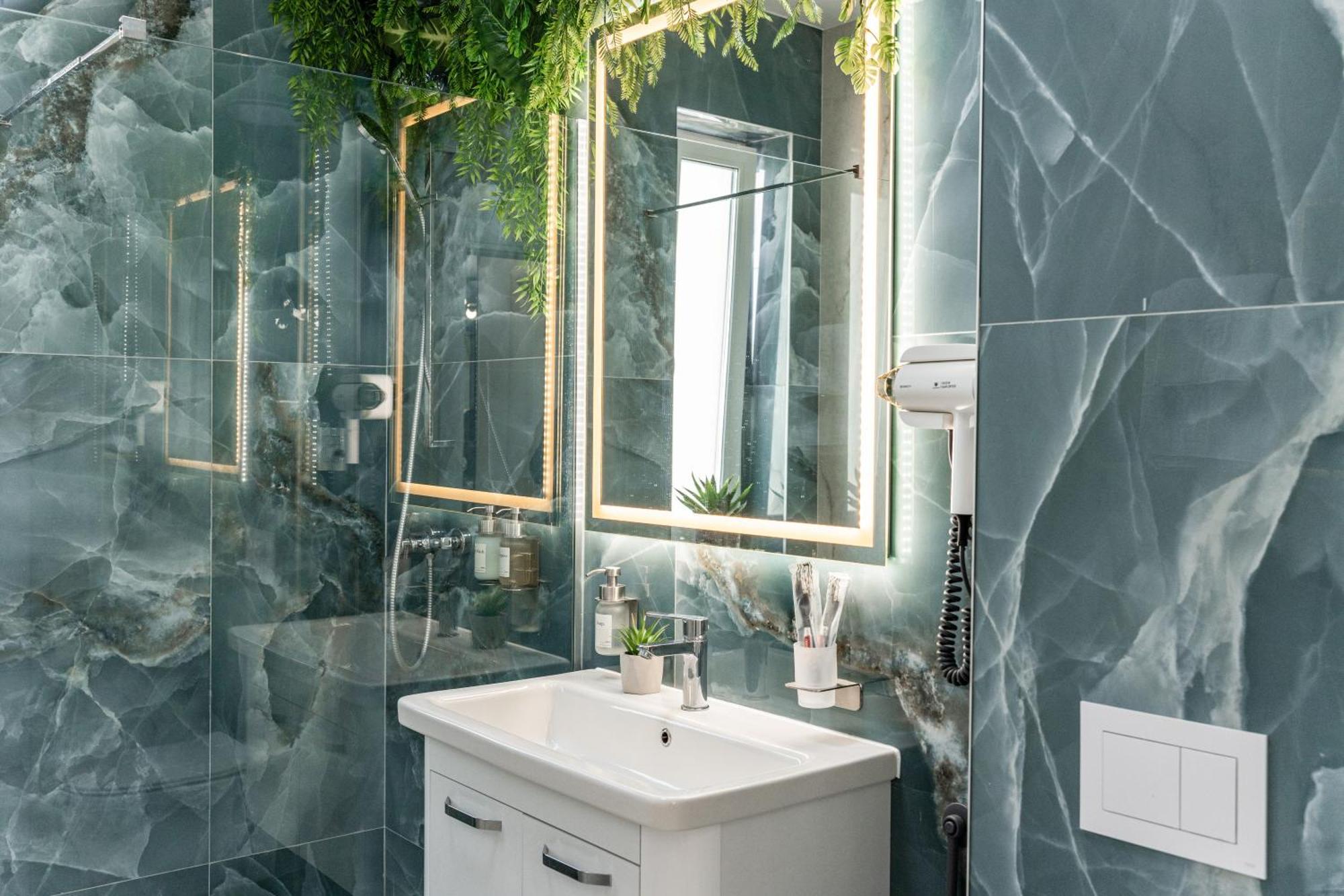 Fashion Stay-Valentino Apartment - By Openhouse Giroc Екстериор снимка